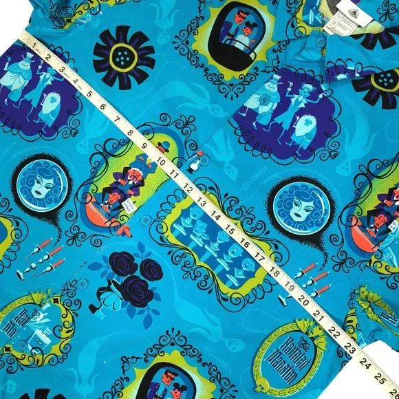 Disney Parks Haunted Mansion Short Sleeve Button Up Camp Shirt Size M Blue NWT